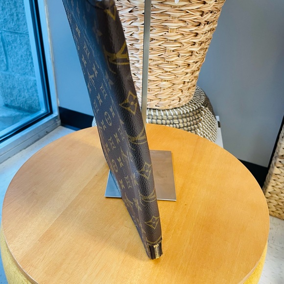 LOUIS VUITTON DOCUMENT CLUTCH IN MONOGRAM TH0910 FINAL SALE - Picture 5 of 12